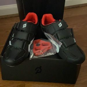 Women’s Peloton cycling shoes